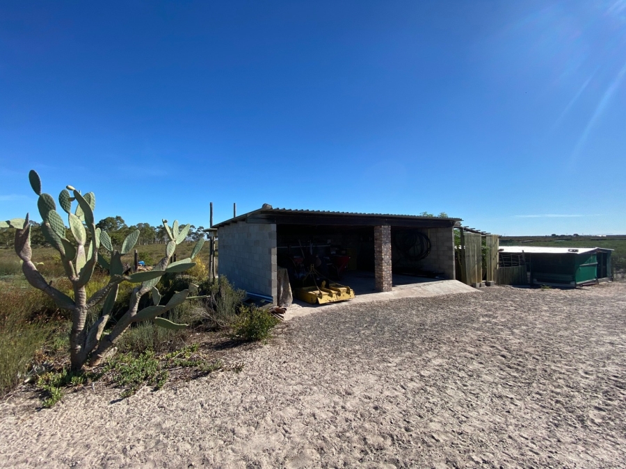 Commercial Property for Sale in Hartebeesfontein Western Cape
